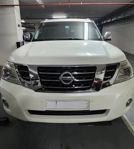 نيسان باترول 5.6L LE Platinum 2015 مستعملة نيسان باترول 5.6L LE Platinum 2015 مستعملة للبيع