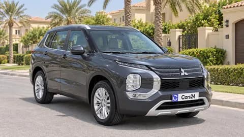 ميتسوبيشي أوتلاندر 2.4L GLX Mid Option (7-Seater) 2025 مستعملة ميتسوبيشي أوتلاندر 2.4L GLX Mid Option (7-Seater) 2025 مستعملة للبيع