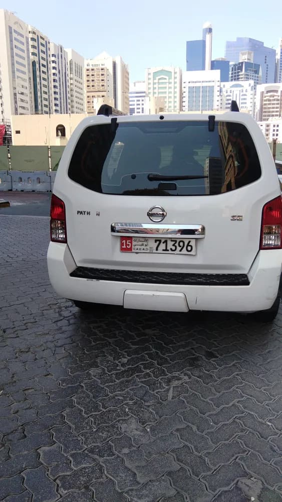 Used Nissan Pathfinder 3.5L SL 4WD 2012