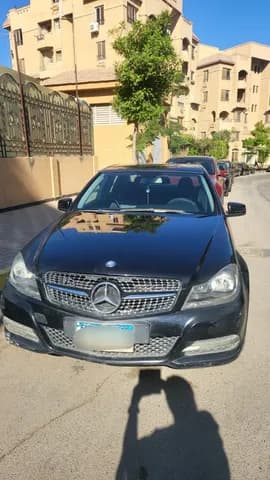 مرسيدس بنز الفئة سي C 180 2012 مستعملة مرسيدس بنز الفئة سي C 180 2012 مستعملة used_cars.forSale
