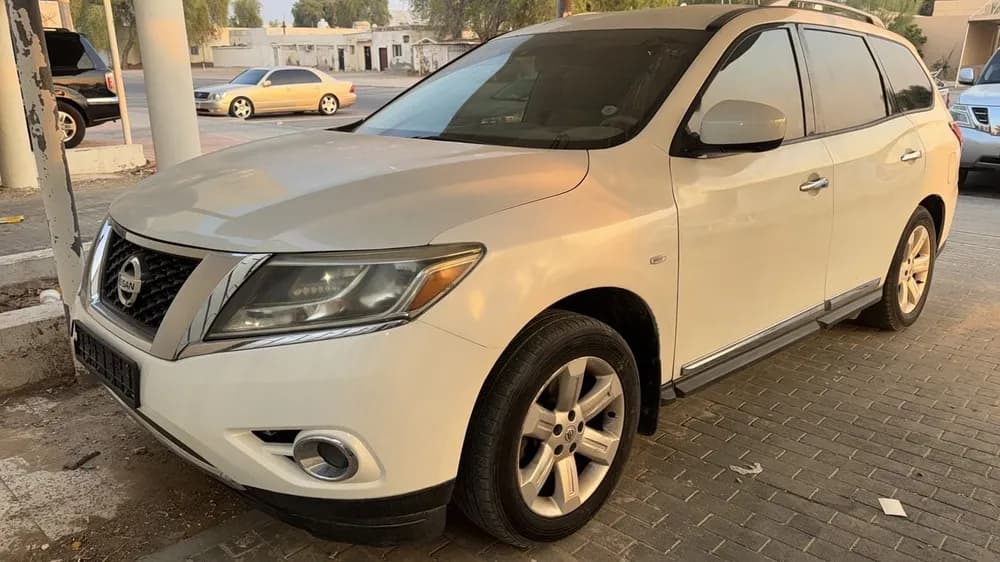 Used Nissan Pathfinder SV 4WD 2013