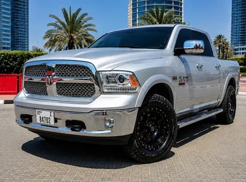 رام 1500 5.7L Laramie (Double Cab) 2017 مستعملة رام 1500 5.7L Laramie (Double Cab) 2017 مستعملة used_cars.forSale