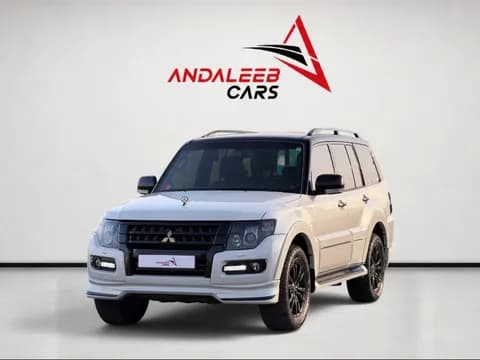 Used Mitsubishi Pajero 3.0L GLS 5 Door Signature Edition 2020 Used Mitsubishi Pajero 3.0L GLS 5 Door Signature Edition 2020 للبيع