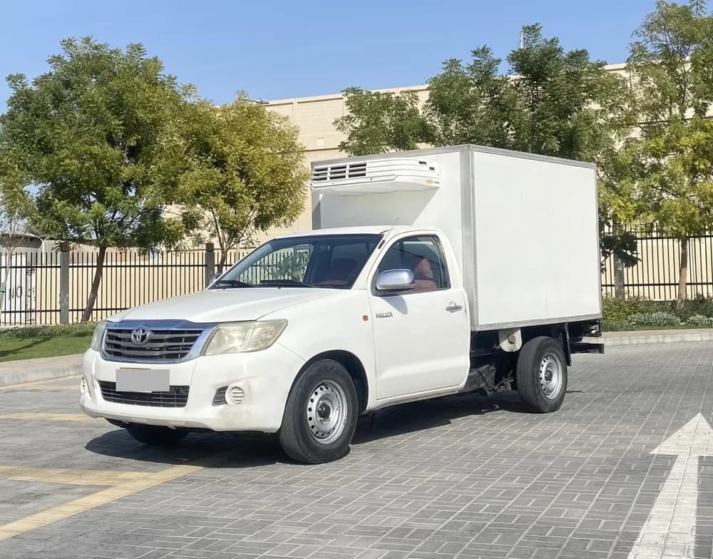 Used Toyota Hilux 2.7 Single Cab 4x2 M/T Base 2027