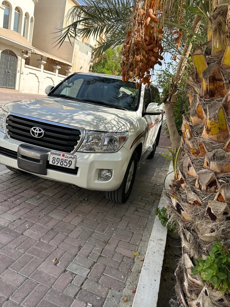 Used Toyota Land Cruiser 4.0L GX 2014
