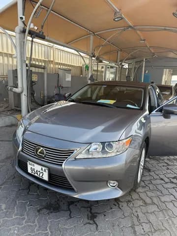 لكزس إي إس 350 Platinum 2014 مستعملة لكزس إي إس 350 Platinum 2014 مستعملة used_cars.forSale