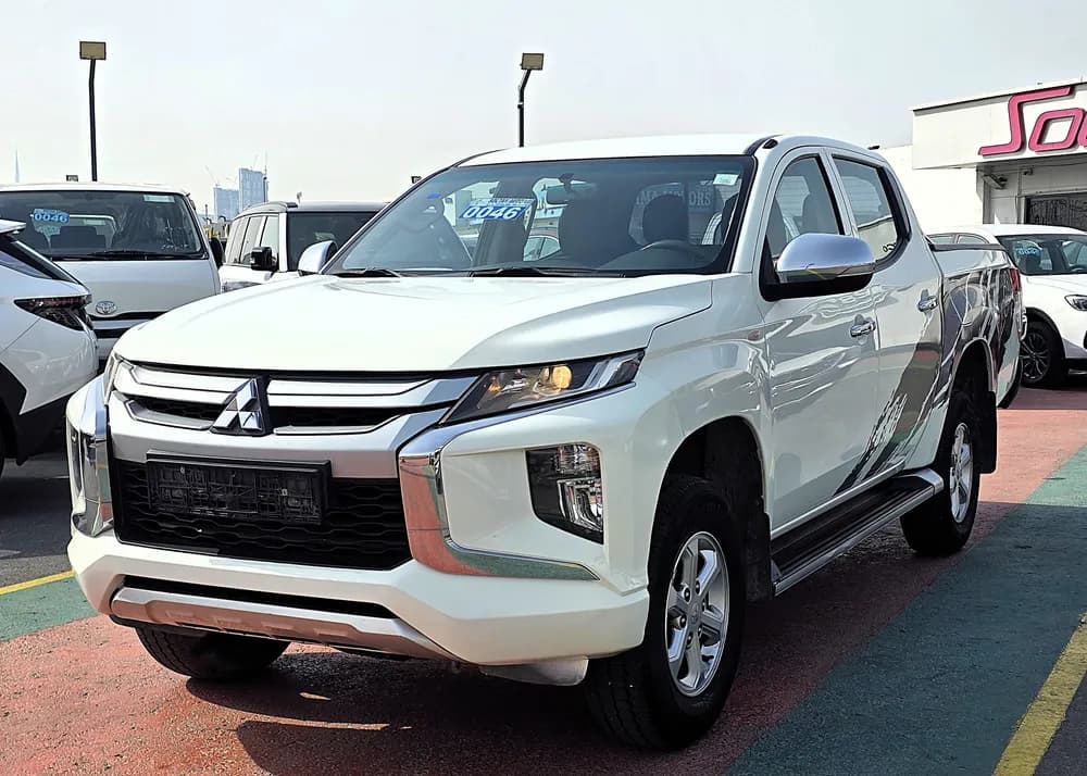 Used Mitsubishi L200 2.4L Double Cab GLX (4WD) 2022 Used Mitsubishi L200 2.4L Double Cab GLX (4WD) 2022 used_cars.forSale