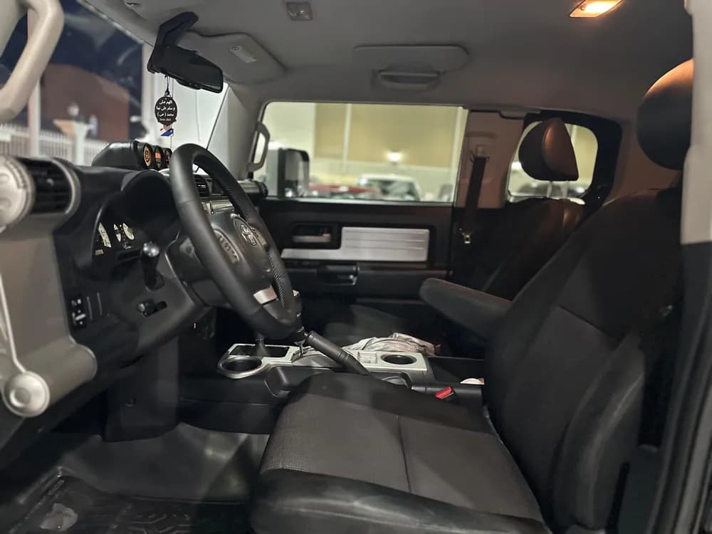 Used Toyota FJ Cruiser Top 2011