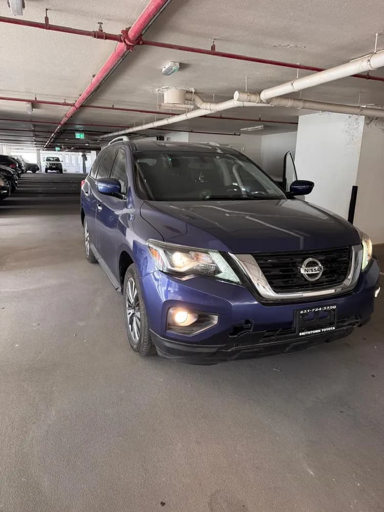 Used Nissan Pathfinder 3.5L SV 4WD 2017