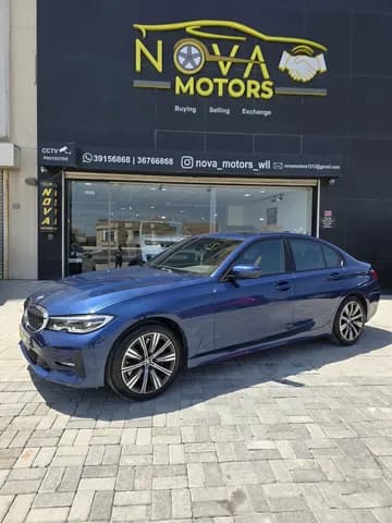 بي إم دبليو الفئة الثالثة - سيدان 330i 2022 مستعملة