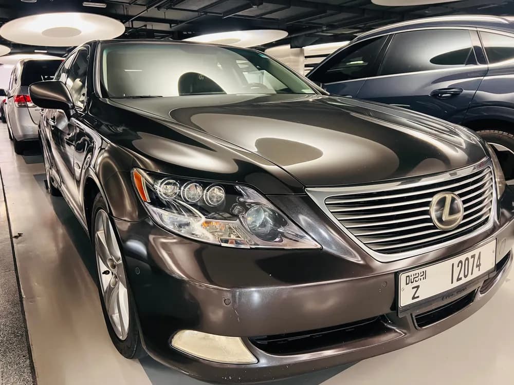 Used Lexus LS 460 4 door 4.6L SWB 2008