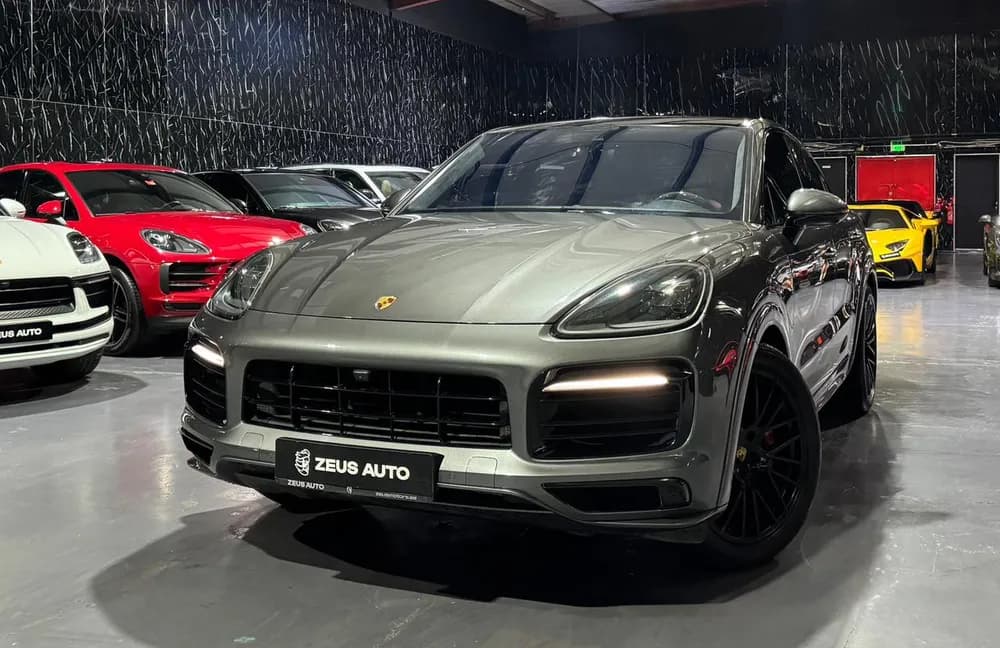 Used Porsche Cayenne 2021