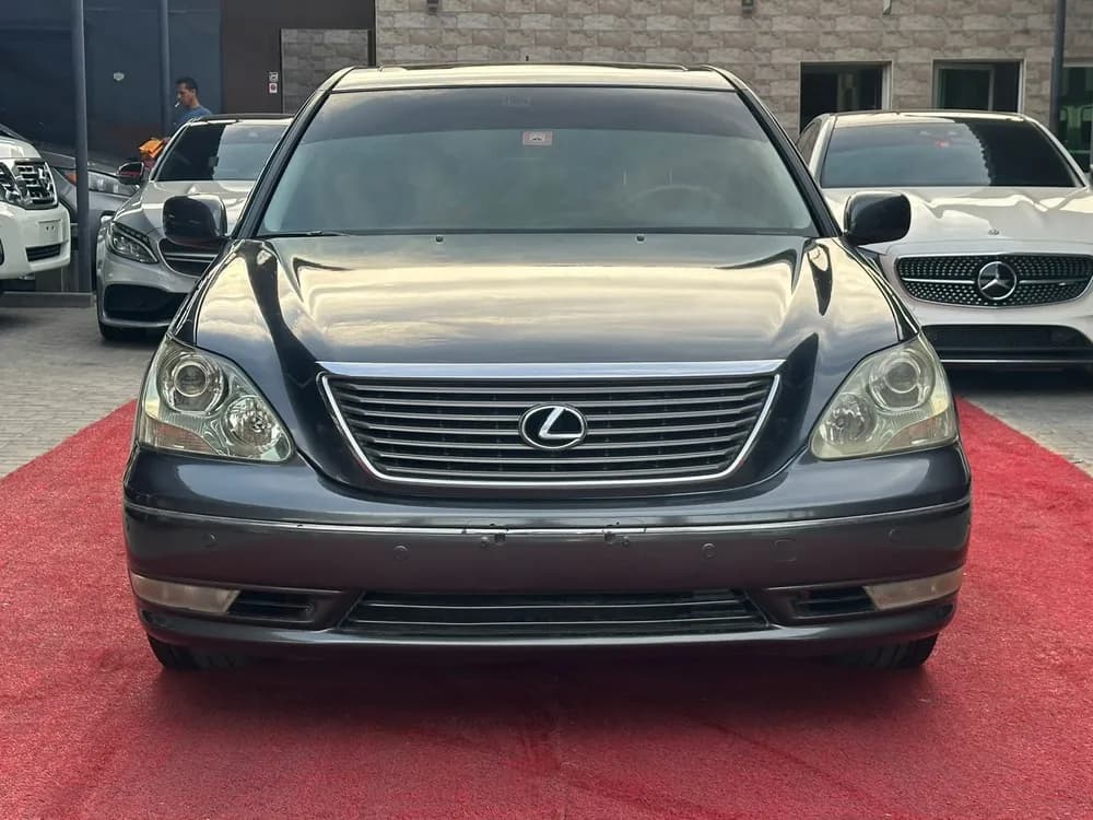 Used Lexus LS 460 4 door 4.6L SWB 2006