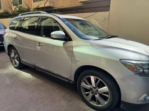 Used Nissan Pathfinder 3.5L SV 4WD 2013