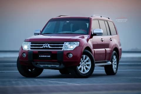 ميتسوبيشي باجيرو 3.8L 5 Door 2010 مستعملة