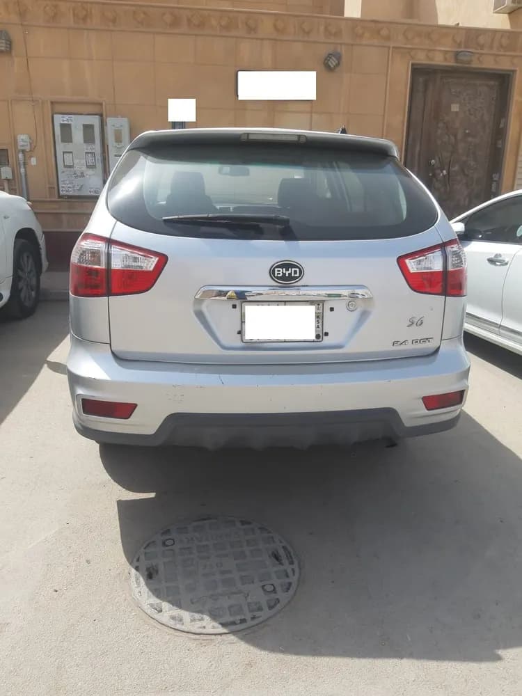 Used BYD S6 GSI 2015