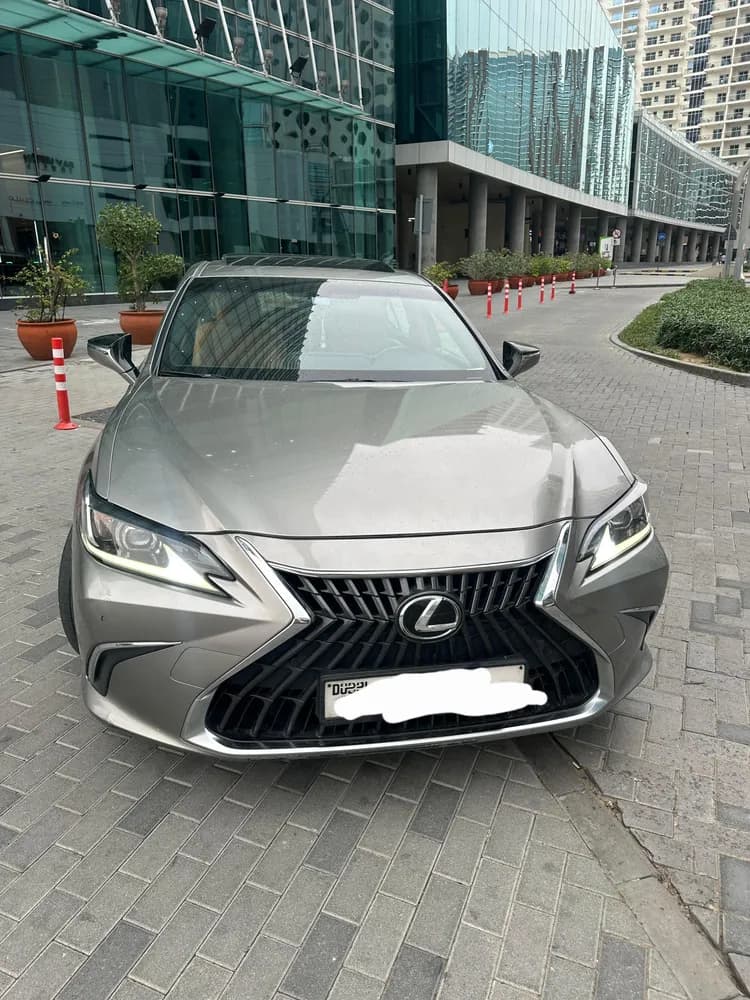 Used Lexus ES 300 Hybrid 2023