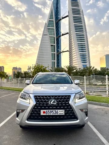 لكزس جي اكس 460 4 door 4.6L 2017 مستعملة