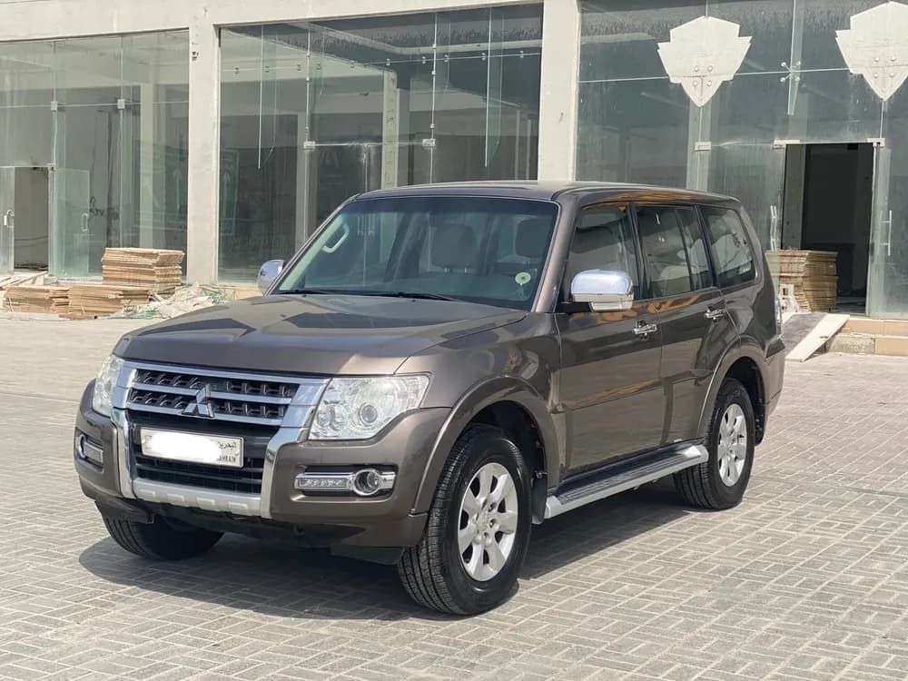 Used Mitsubishi Pajero 3.5L 5 Door Basic 2016 للبيع Used Mitsubishi Pajero 3.5L 5 Door Basic 2016 للبيع used_cars.forSale