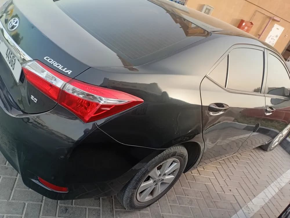 Used Toyota Corolla 2.0 L SE 2015