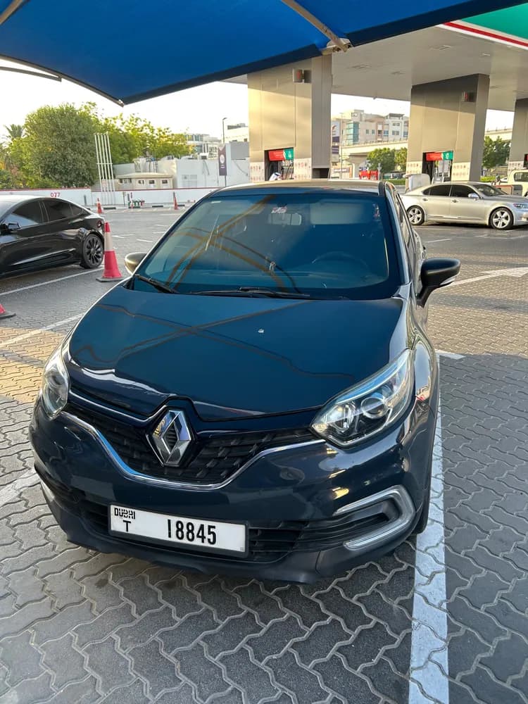 Used Renault Captur 1.6L PE 2019