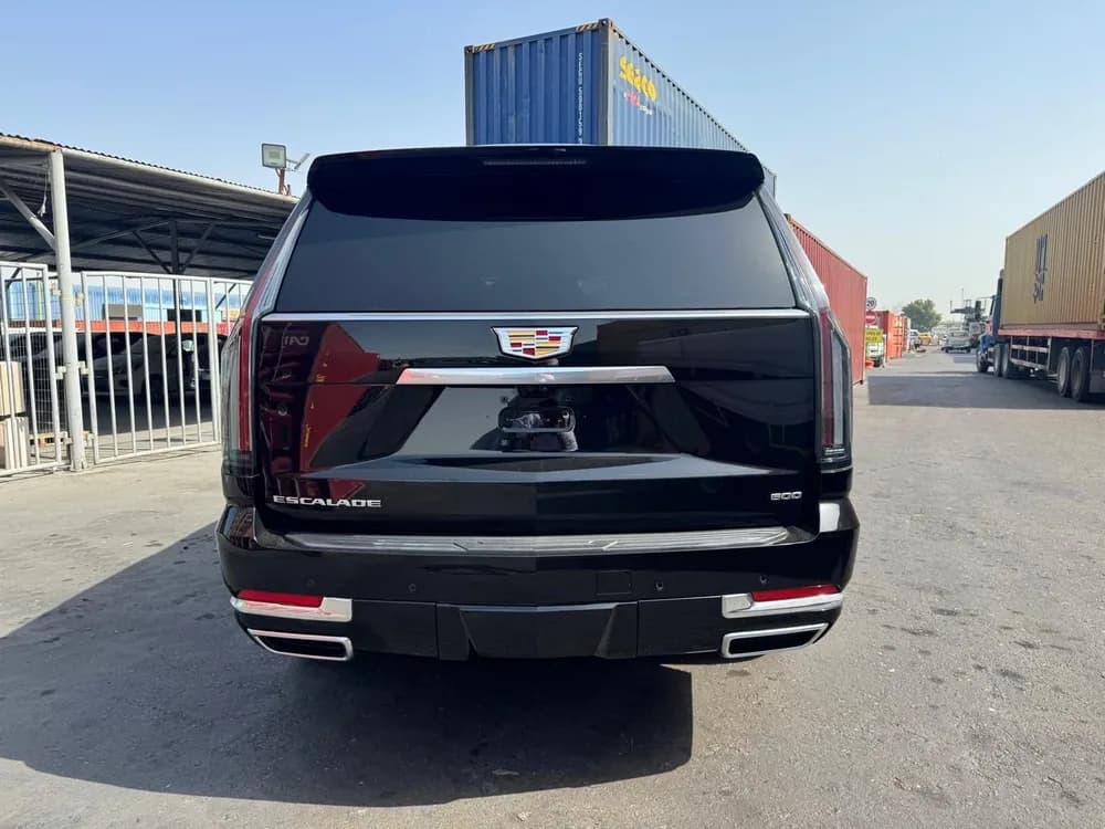 Used Cadillac ESCALADE 6.2L 2025