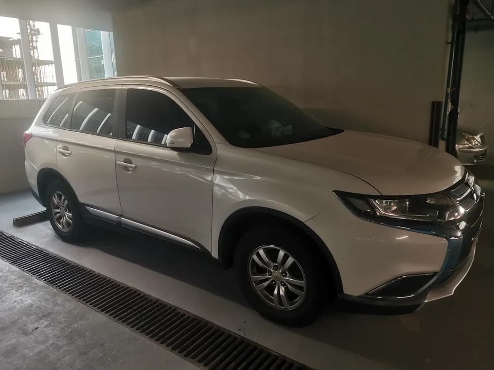 Used Mitsubishi Outlander 2.4L 2017