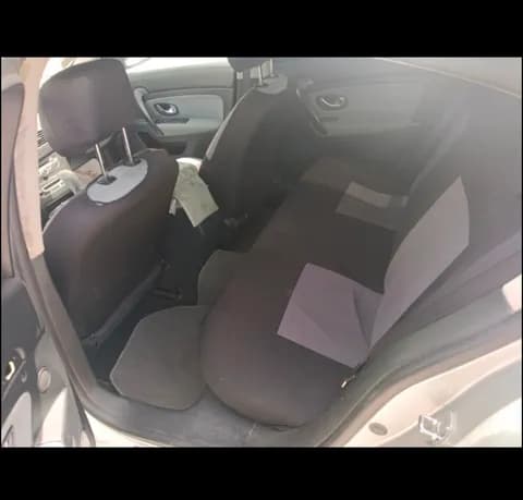 Used Renault Safrane 4 Door 2.0L 2012 Used Renault Safrane 4 Door 2.0L 2012 used_cars.forSale