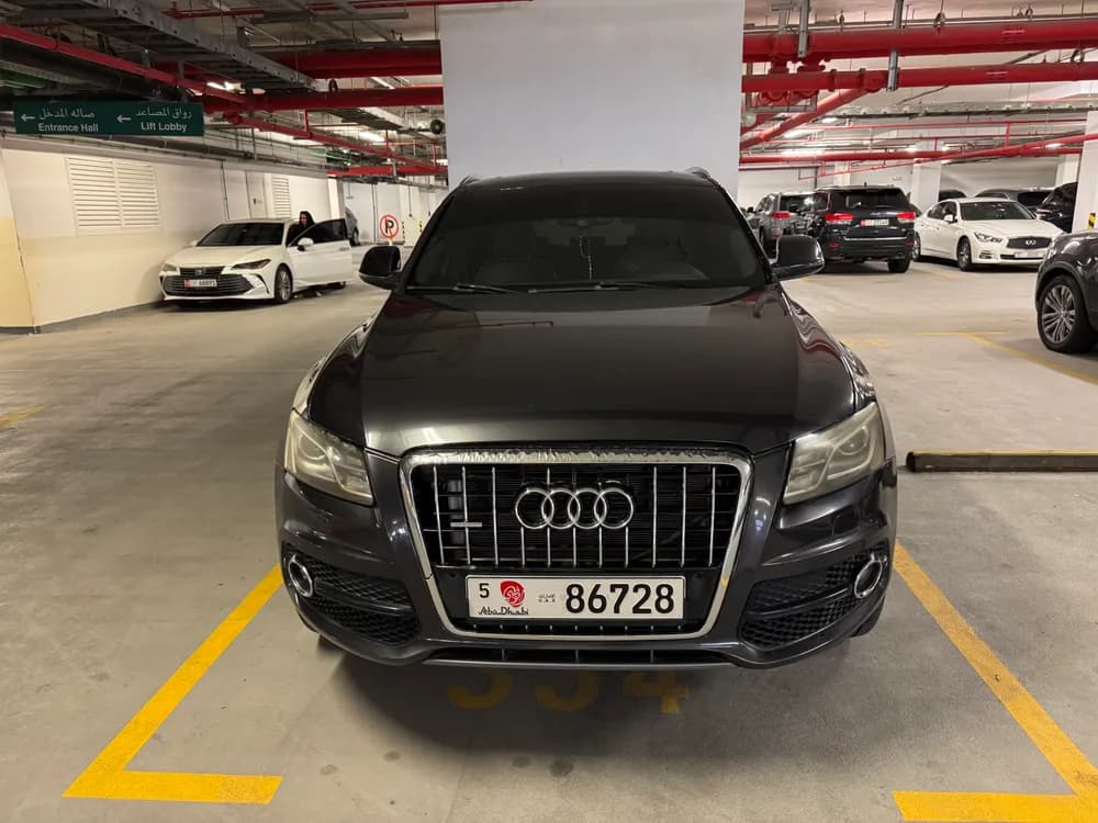 Used Audi Q5 3.2L 270 HP 2011