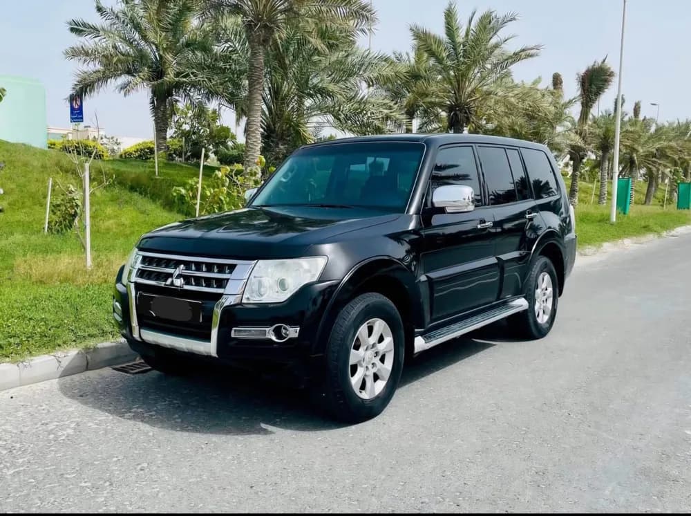 Used Mitsubishi Pajero 3.5L GLX 5 Door Base 2016 Used Mitsubishi Pajero 3.5L GLX 5 Door Base 2016 used_cars.forSale