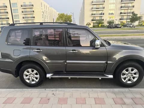 Used Mitsubishi Pajero 3.5L 5 Door Mid 2016 Used Mitsubishi Pajero 3.5L 5 Door Mid 2016 for sale