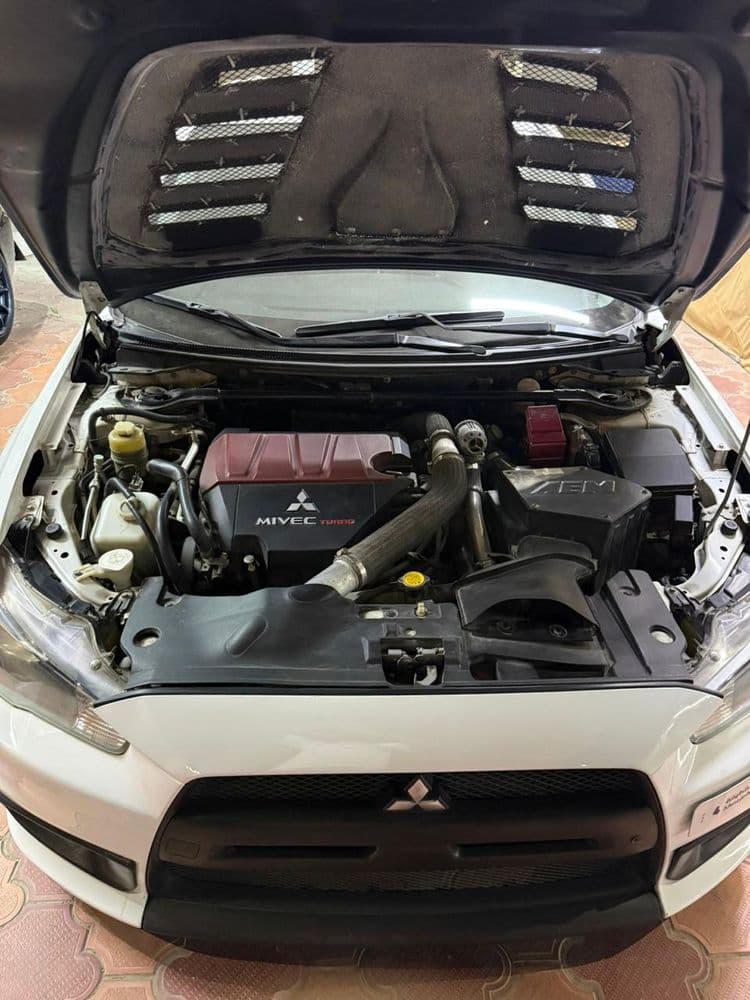 Used Mitsubishi Lancer Evolution 2009