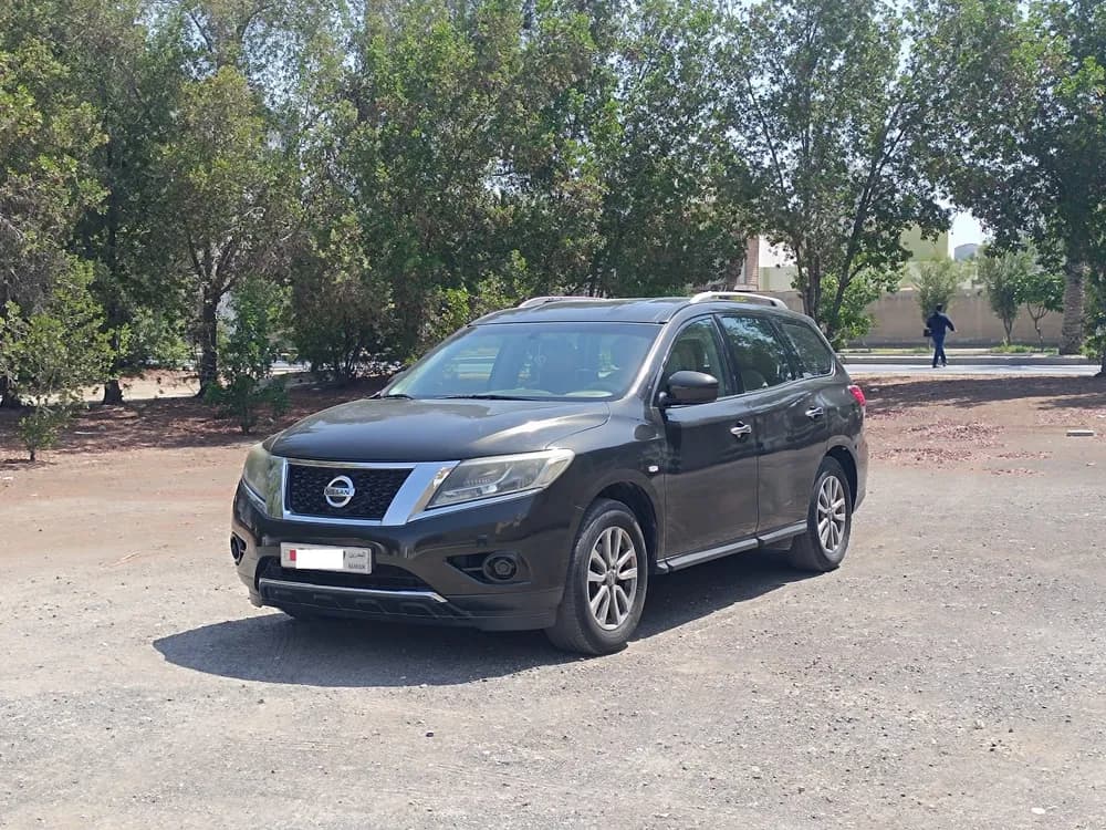 Used Nissan Pathfinder 3.5L S 2WD 2015 Used Nissan Pathfinder 3.5L S 2WD 2015 used_cars.forSale
