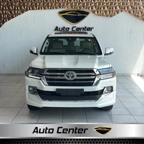 Used Toyota Land Cruiser 4.6L GXR GT 2019 Used Toyota Land Cruiser 4.6L GXR GT 2019 used_cars.forSale
