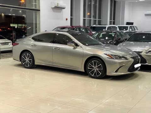 Used Lexus ES 350 4 door 3.5L 2023 Used Lexus ES 350 4 door 3.5L 2023 used_cars.forSale