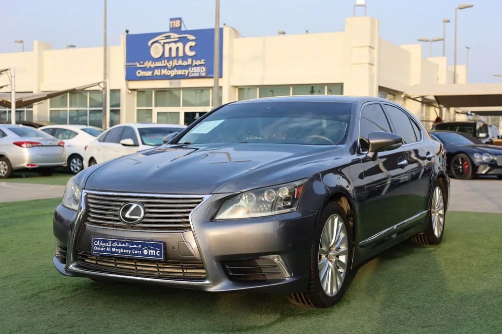 Used Lexus LS 460 4 door 4.6L SWB 2014
