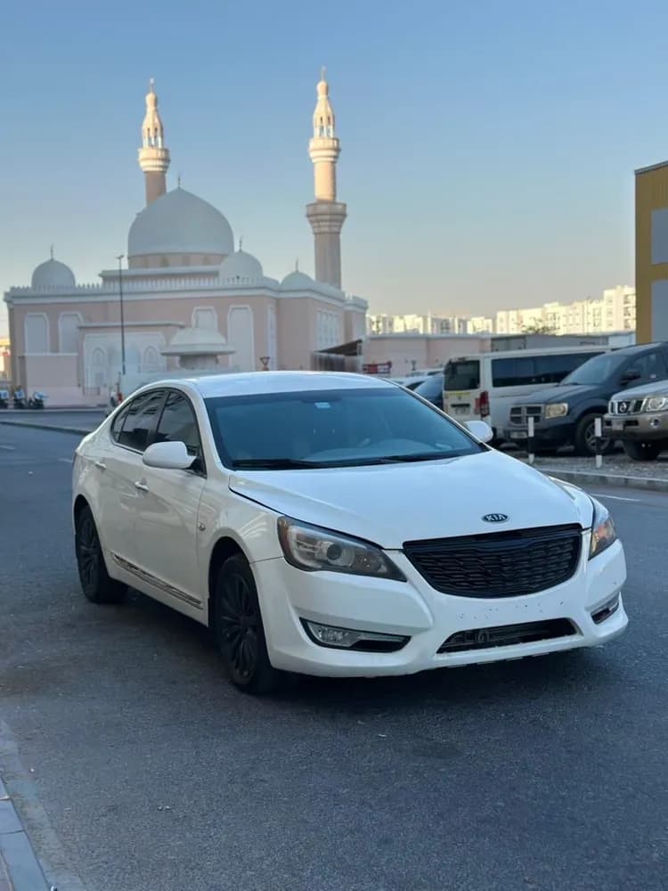 Used Kia Cadenza 2013