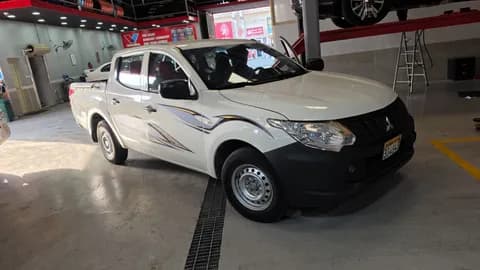 ميتسوبيشي أل200 Double Cab 2016 مستعملة