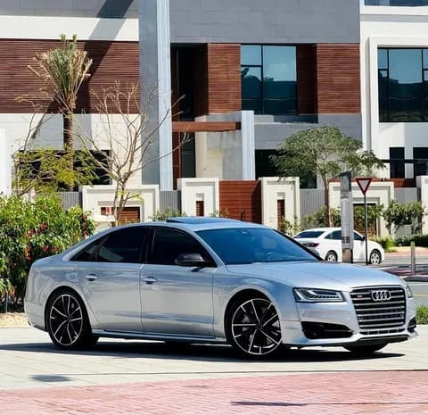 Used Audi S8 Plus 4.0 TFSI quattro (605 HP) 2016 Used Audi S8 Plus 4.0 TFSI quattro (605 HP) 2016 used_cars.forSale