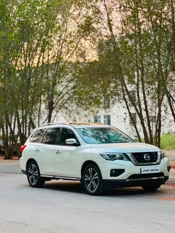 Used Nissan Pathfinder 3.5 SE 2018