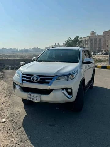 تويوتا فورتشنر 4.0L GXR 2016 مستعملة تويوتا فورتشنر 4.0L GXR 2016 مستعملة used_cars.forSale