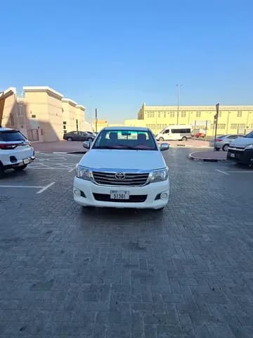 Used Toyota Hilux 2.7 Single Cab 4x2 M/T Base 2013 Used Toyota Hilux 2.7 Single Cab 4x2 M/T Base 2013 used_cars.forSale
