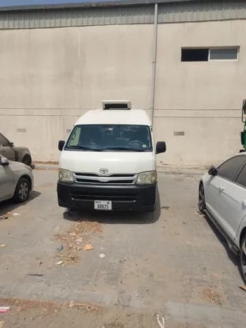 Used Toyota Hiace CHILLER VAN 2012 Used Toyota Hiace CHILLER VAN 2012 used_cars.forSale