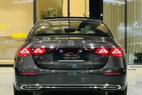 مرسيدس بنز الفئة -إي 2025 مستعملة مرسيدس بنز الفئة -إي 2025 مستعملة used_cars.forSale