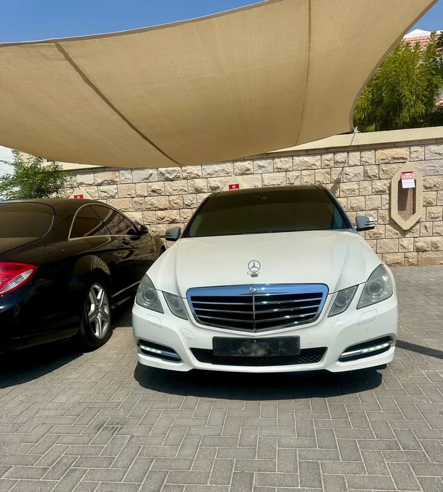 Used Mercedes-Benz E-Class E 300 2011