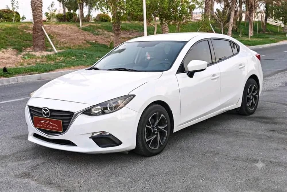 مازدا 3 Sedan 1.6L 2015 مستعملة