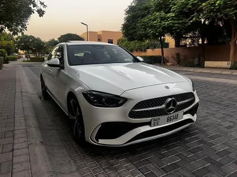 مرسيدس بنز الفئة سي C 300 2024 مستعملة مرسيدس بنز الفئة سي C 300 2024 مستعملة used_cars.forSale