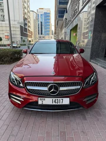 مرسيدس بنز الفئة -إي E 300 2019 مستعملة مرسيدس بنز الفئة -إي E 300 2019 مستعملة used_cars.forSale
