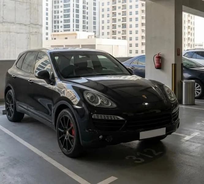 Used Porsche Cayenne S Platinum Edition 2012