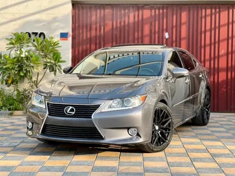 Used Lexus ES 350 4 door 3.5L 2013 Used Lexus ES 350 4 door 3.5L 2013 used_cars.forSale